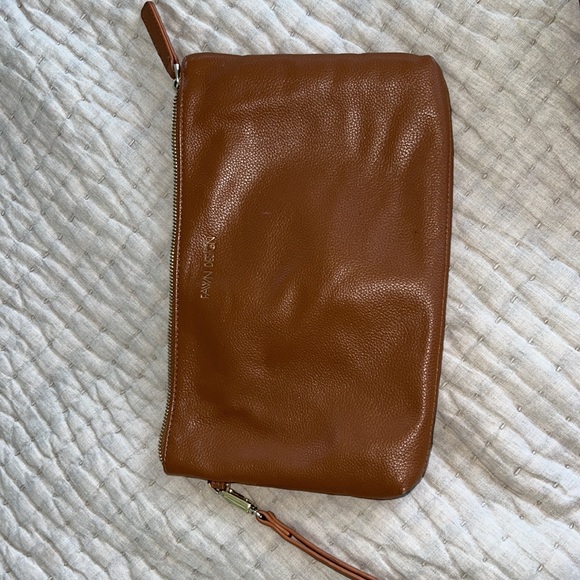 Fawn Design Brown pebbled leather Changing Clutch with changing pad - Picture 2 of 7